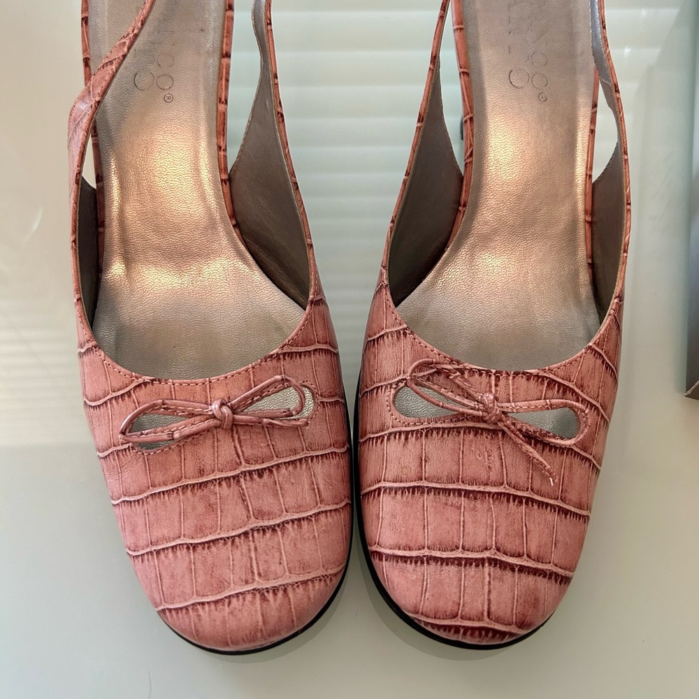 Franco Sarto Pink Croc-Embossed Slingback Heels with Bow